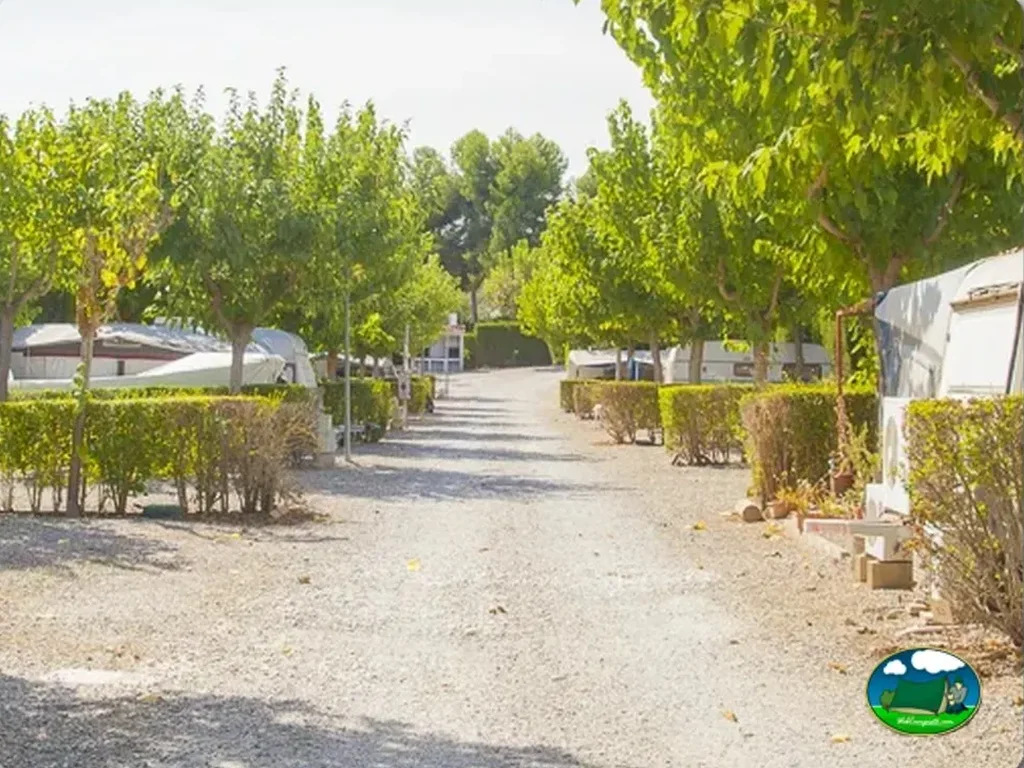 Camping Fayon en Fayon, Zaragoza