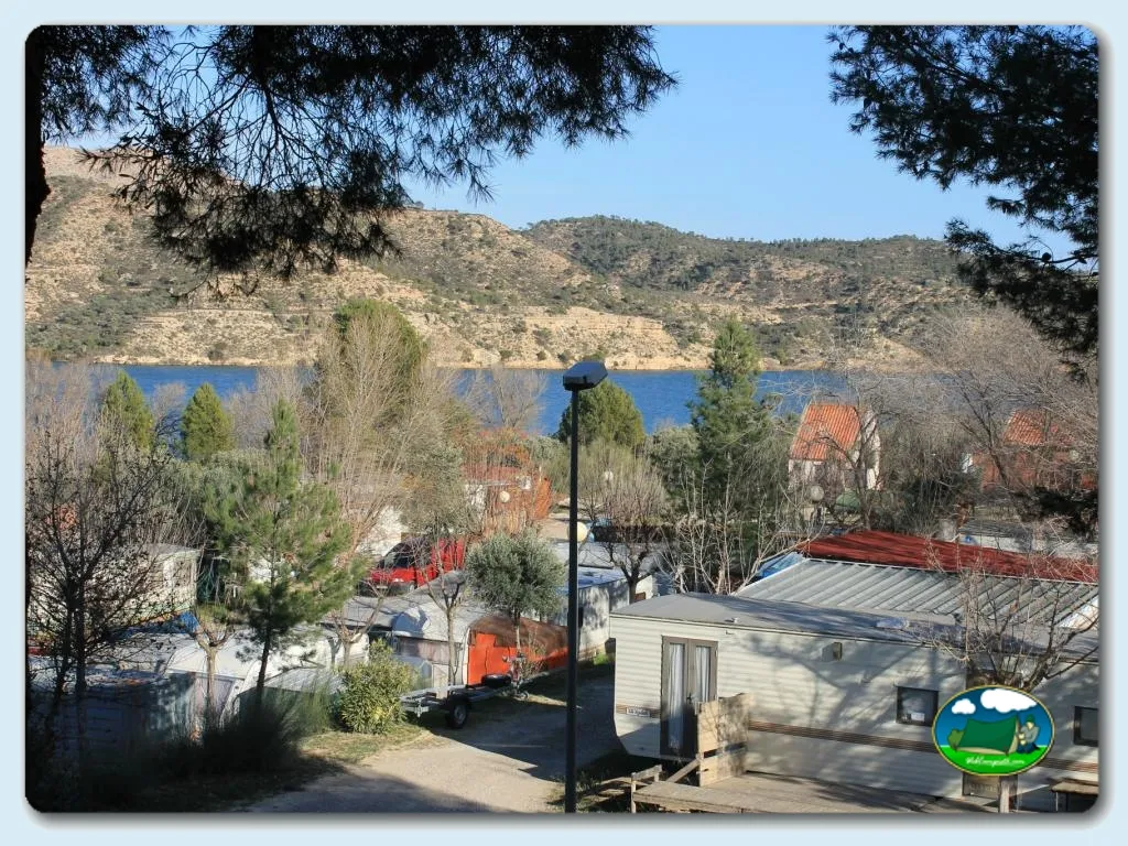 Camping Riba-Roja en Riba-roja d'Ebre, Tarragona, Tarragona