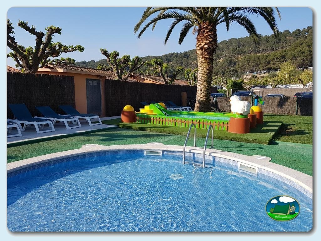 Camping Trillas Platja Tamarit foto de Piscina