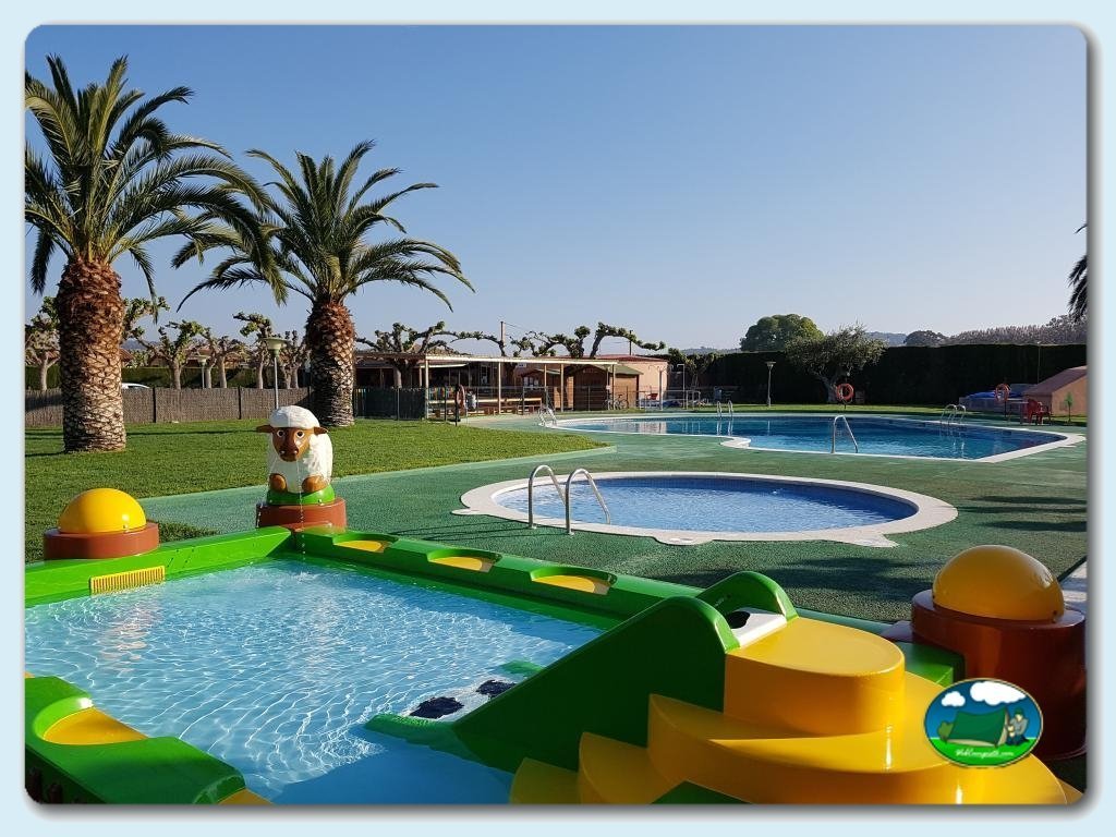 Camping Trillas Platja Tamarit foto de Piscina