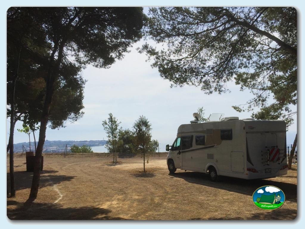 Camping Trillas Platja Tamarit foto de Parcelas de temporada