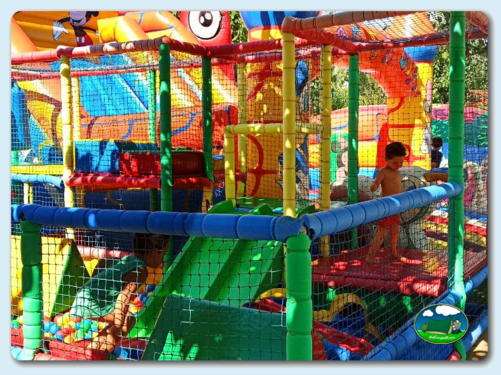 Camping Trillas Platja Tamarit foto de Parque infantil