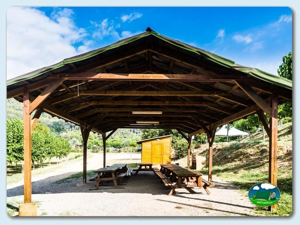 Camping El Pasqualet en Caldes de Montbui, Barcelona - imagen 2