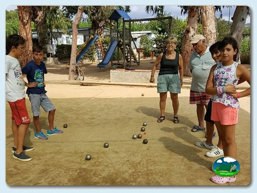 El Carlitos
