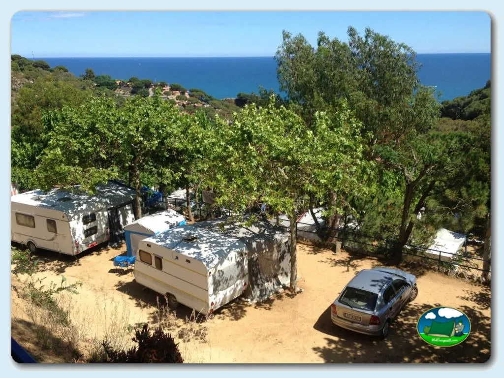 Camping Bungalows Roca Grossa en Calella, Barcelona - imagen 2
