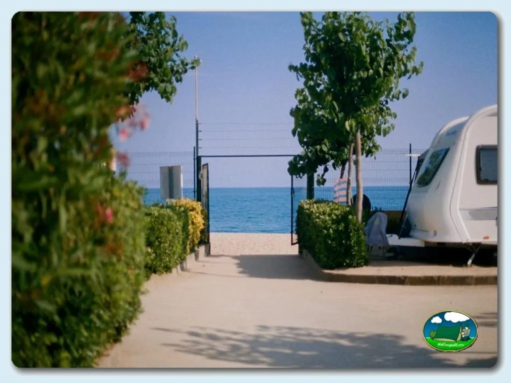 Camping Caballo de Mar en Pineda de Mar (Barcelona)