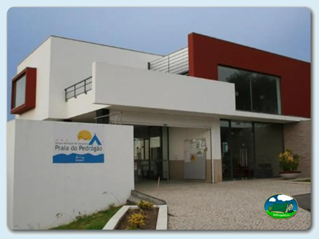 Camping Praia de Pedrógão en Coimbrão