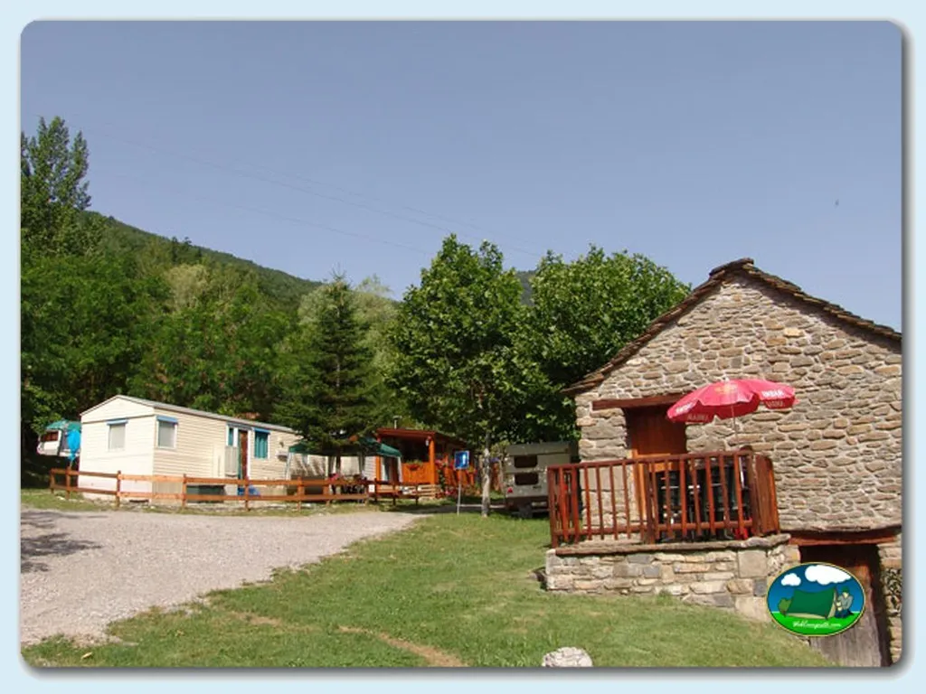 Camping Ribera del Ara en Fiscal