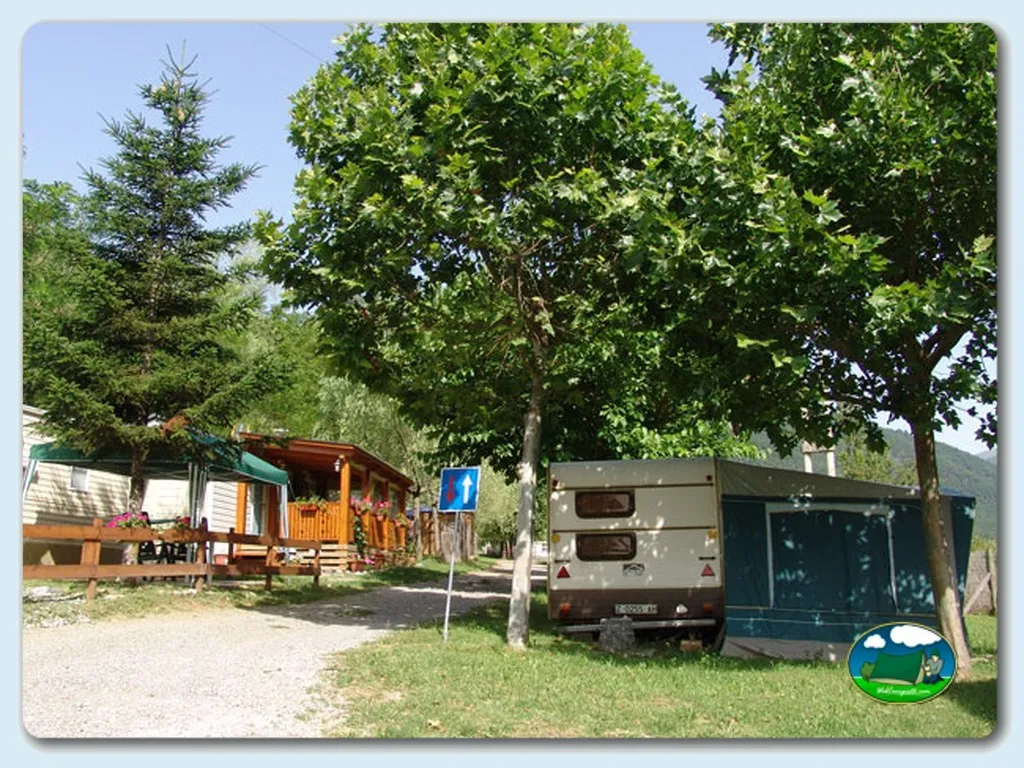 Camping Ribera del Ara en Fiscal, Huesca - imagen 3