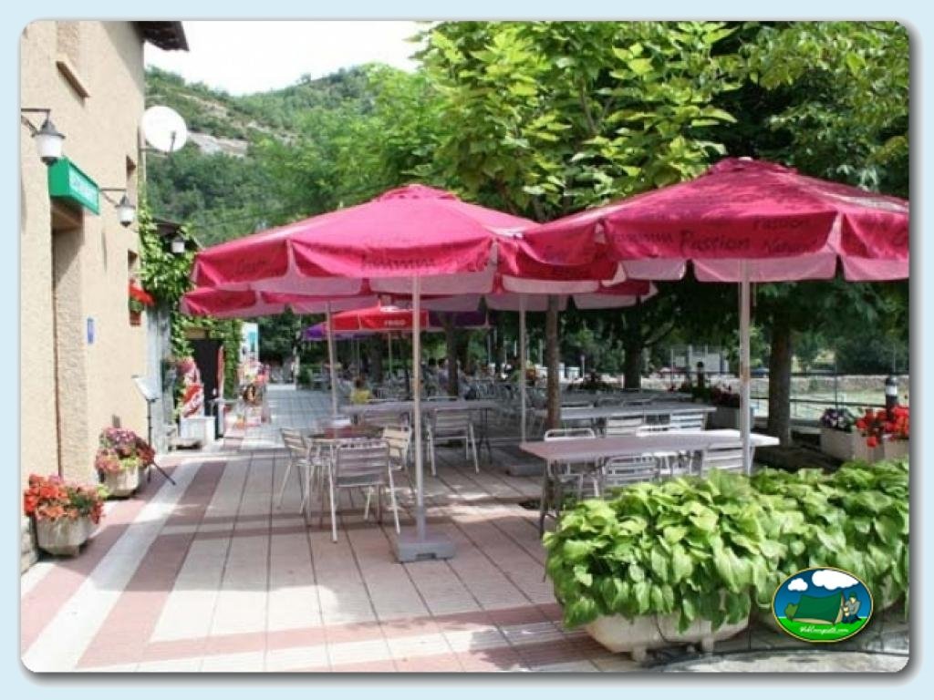 Camping Oto foto de Terraza