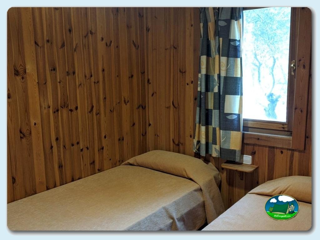 Camping Alquézar foto de Bungalows 2 - 4 Plazas