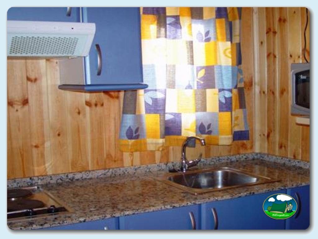 Camping Alquézar foto de Bungalows 2 - 4 Plazas