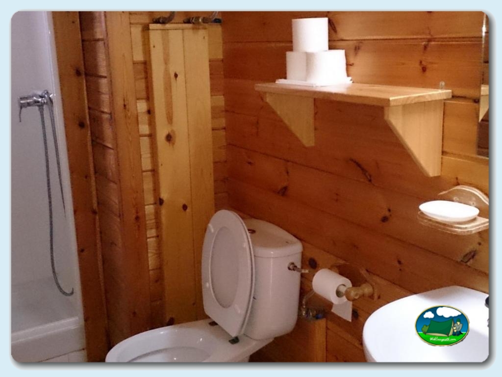 Camping Alquézar foto de Bungalows 2 - 4 Plazas