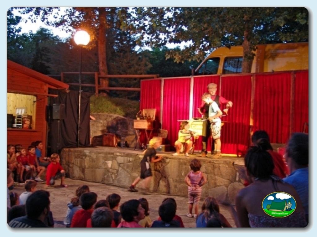 Camping Peña Montañesa foto de Noche m&aacute;gicas