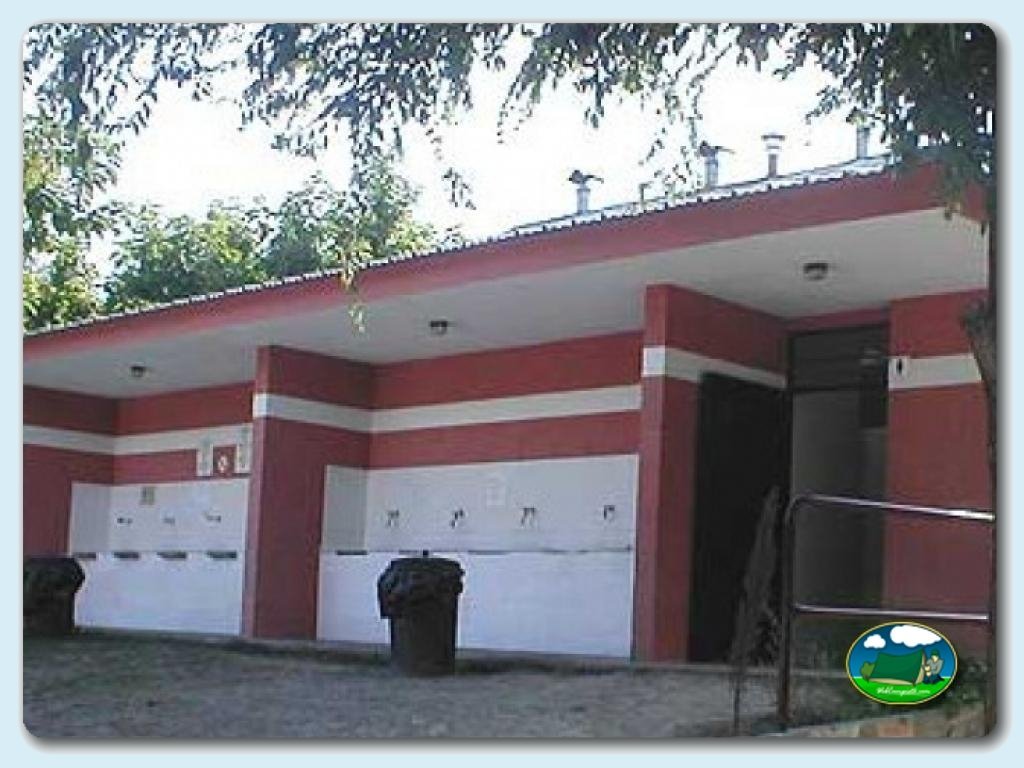Camping Peña Montañesa foto de Sanitarios&nbsp;