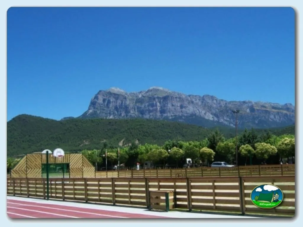 Camping Peña Montañesa
