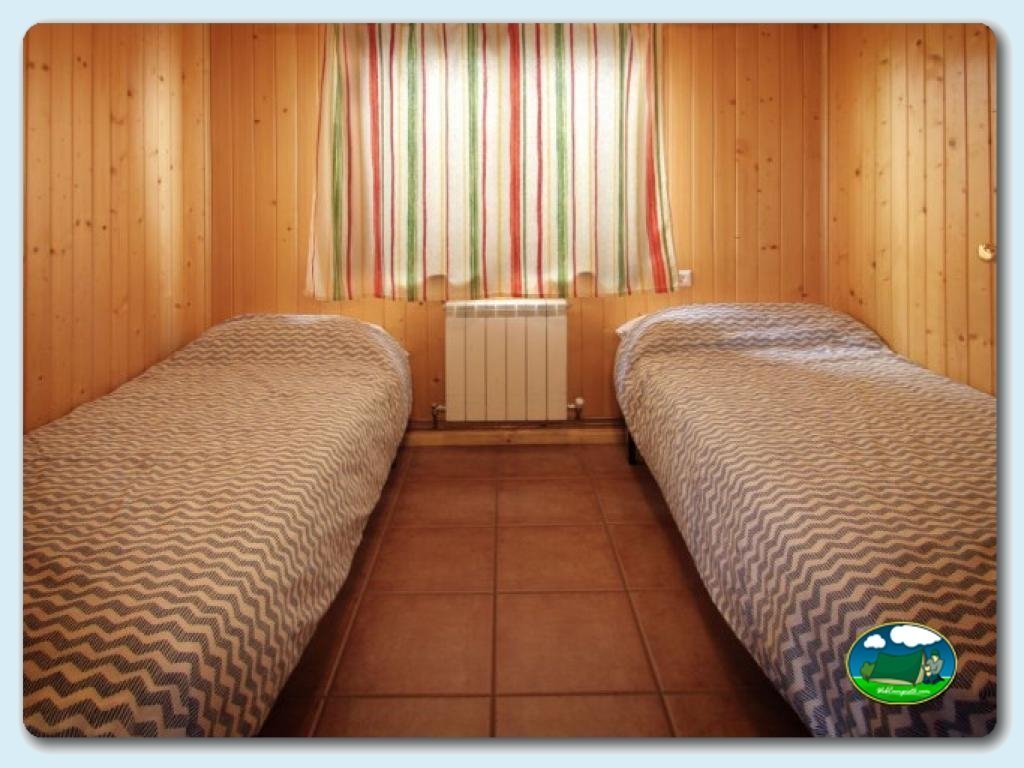 Bungalow Milana en Camping Lago Barasona, Huesca, España