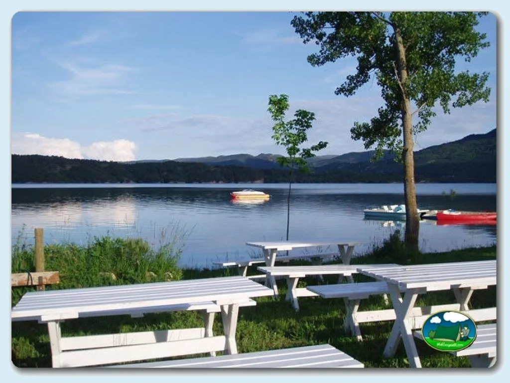 Foto de Camping Lago Barasona, Huesca, Aragón, España - imagen 74