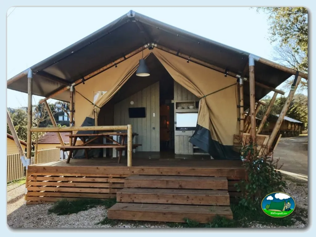 Foto de Camping Lago Barasona, Huesca, Aragón, España - imagen 11