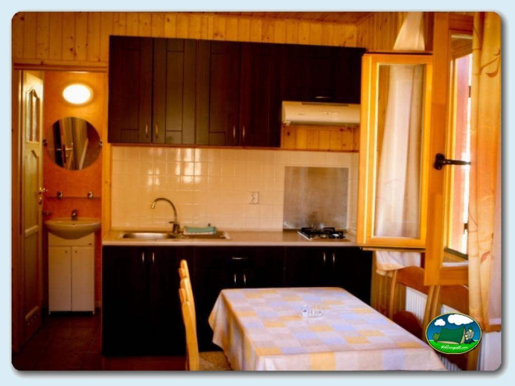 Camping Isabena en La Puebla de Roda