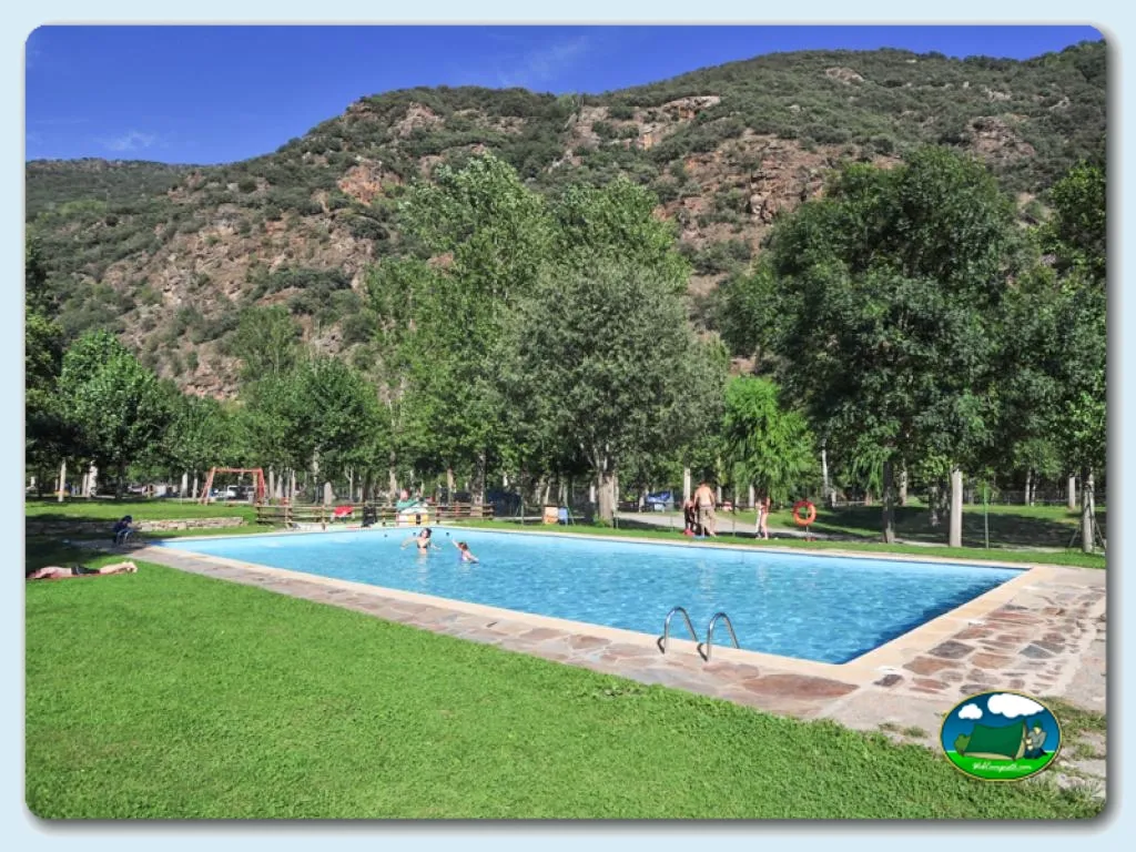 Camping Noguera Pallaresa en Sort (Lérida)