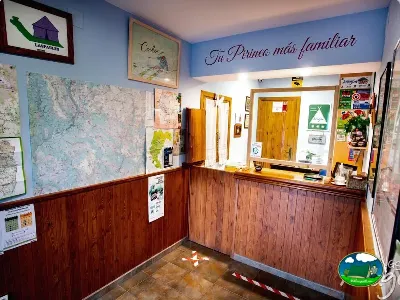 Recepción con planos del Camping Laspaúles, Castejón de Sos (Huesca)
