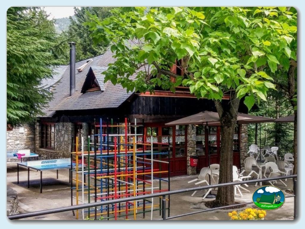 Camping Bedura Park foto de Zona de juegos infantiles y actividades infantiles - mini club