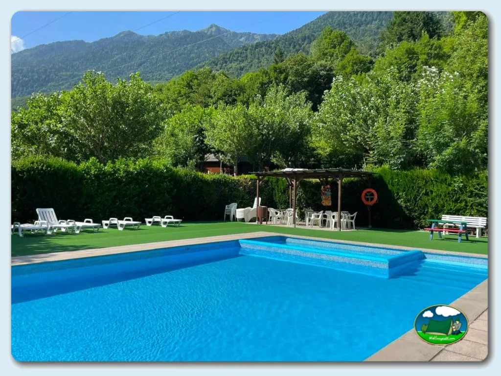 Camping Forcanada en Era Bordeta de Vilamòs. Lleida