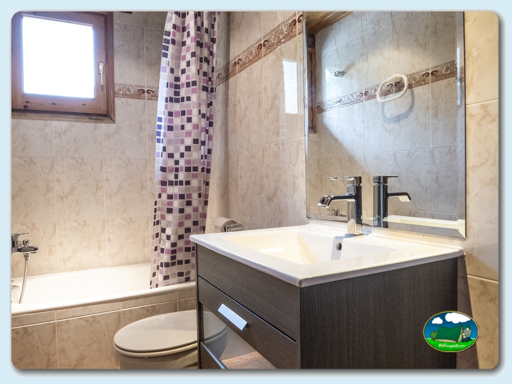 Alojamiento Boavi&nbsp; en Camping La Borda del Pubill, Lleida, España