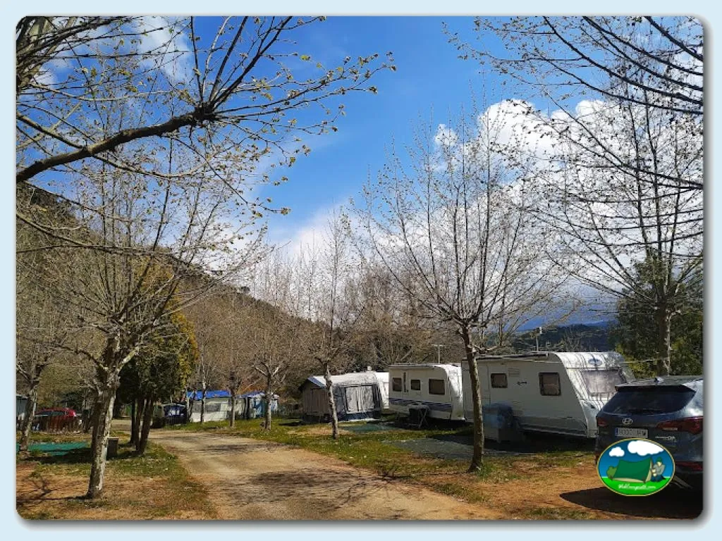 Camping Moli de Bojons en Sant Sadurni d`Osormort, Barcelona - imagen 4