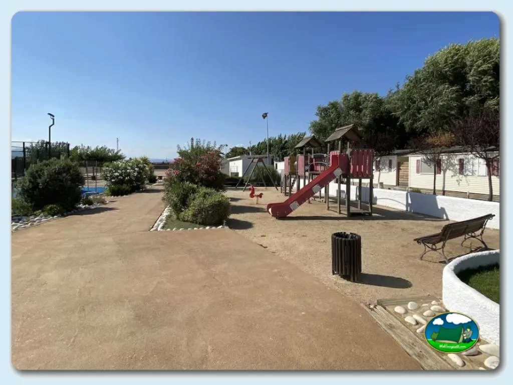 Camping Blanc D`Eivissa en Blanes, Girona - imagen 4