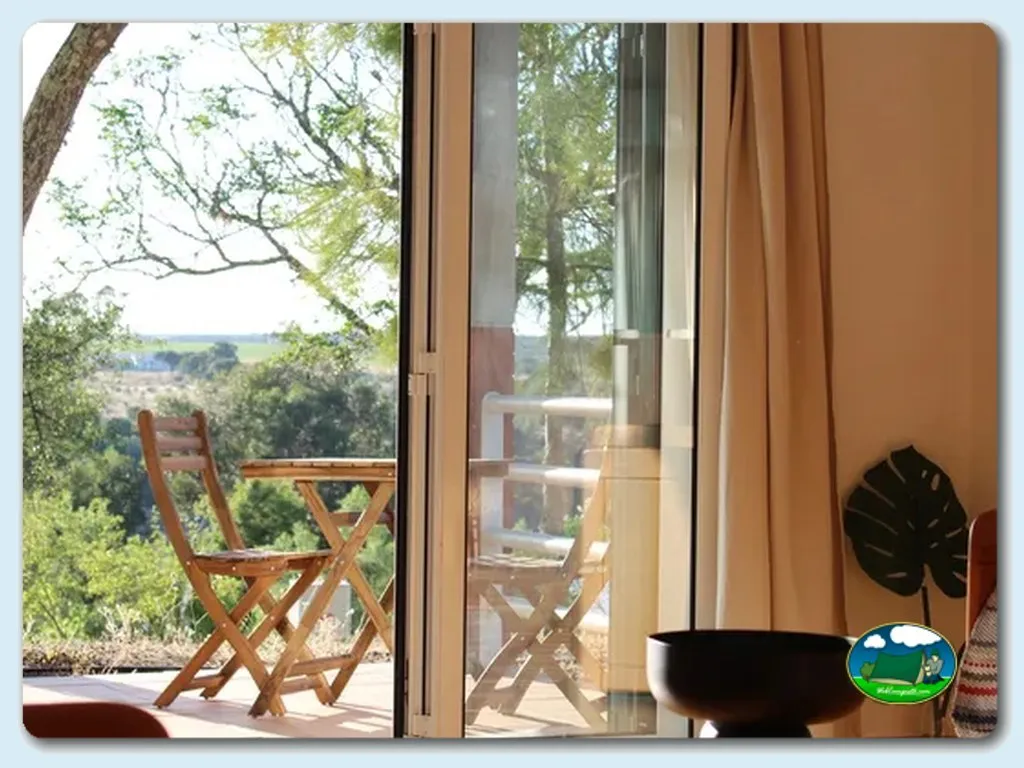 Glamping con vistas a la montaña del Camping Albufeira do Maranhão, Avis (Portalegre)