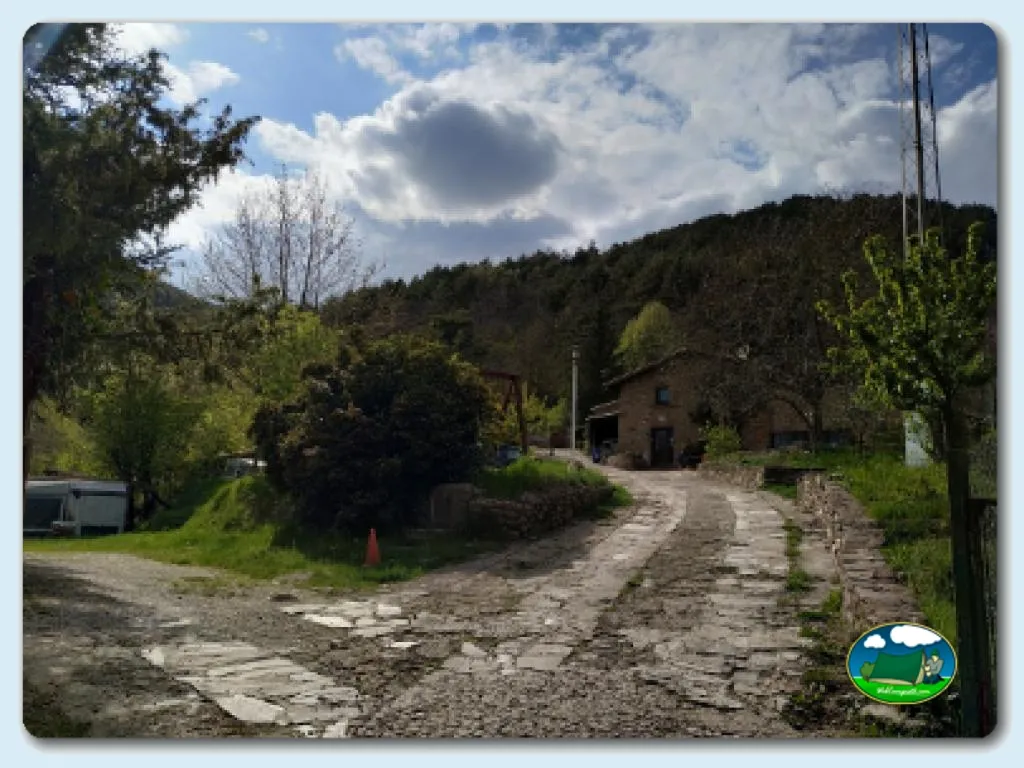 Camping Saiol en Las Llosas, Girona, Girona - imagen 4
