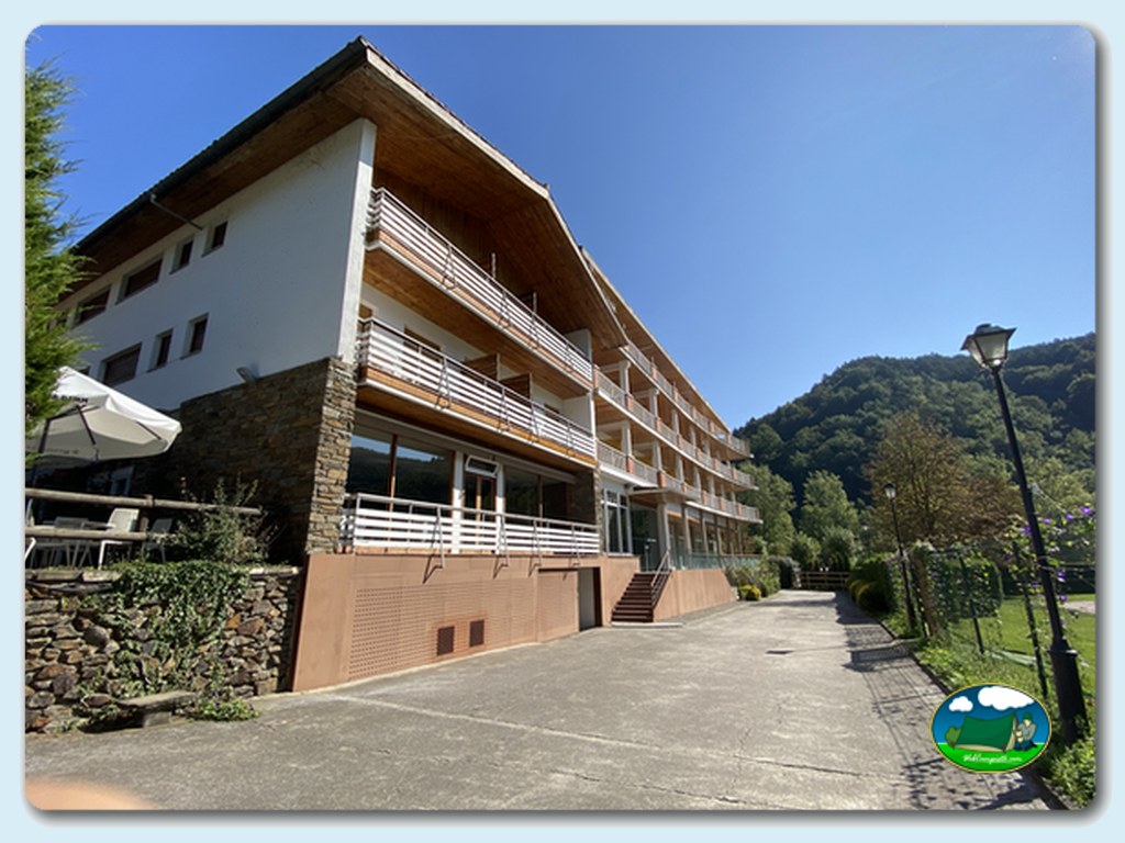 Camping Solana de Ter en Ripoll, Girona, Girona