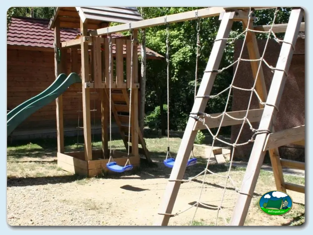 Camping Abadesses en Sant Joan de les Abadesses, Girona
