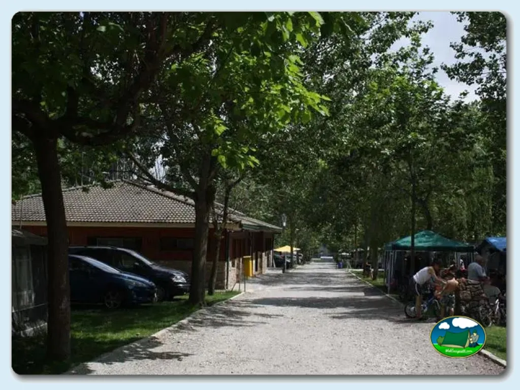 Camping Conca de Ter en Vilallonga de Ter, Girona