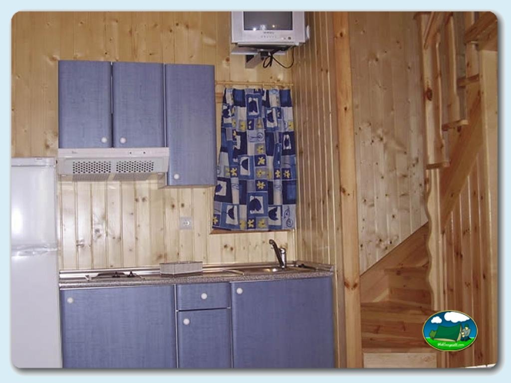 Bungalow Chalet en Camping Pont D'Ardaix, Lleida, España