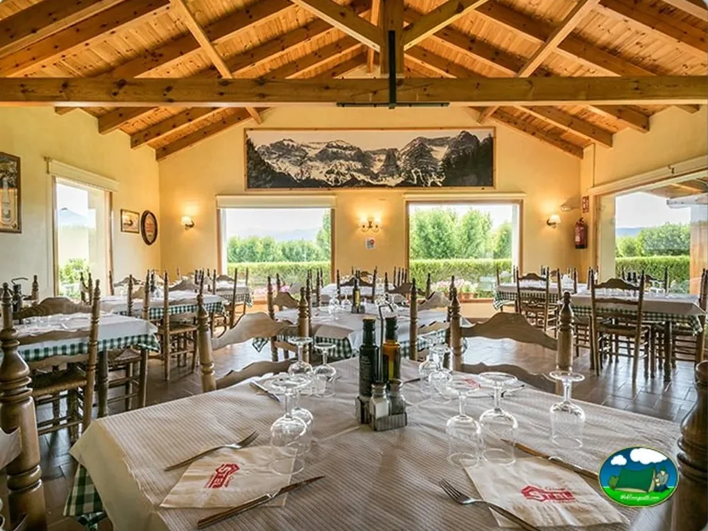 Camping Stel Pirineus en Guils de Cerdanya, Girona - imagen 3