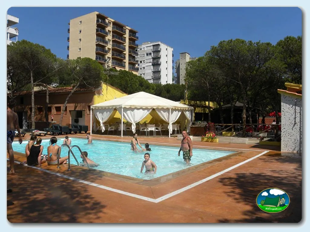 Camping S`Abanell en Blanes, Girona, Girona