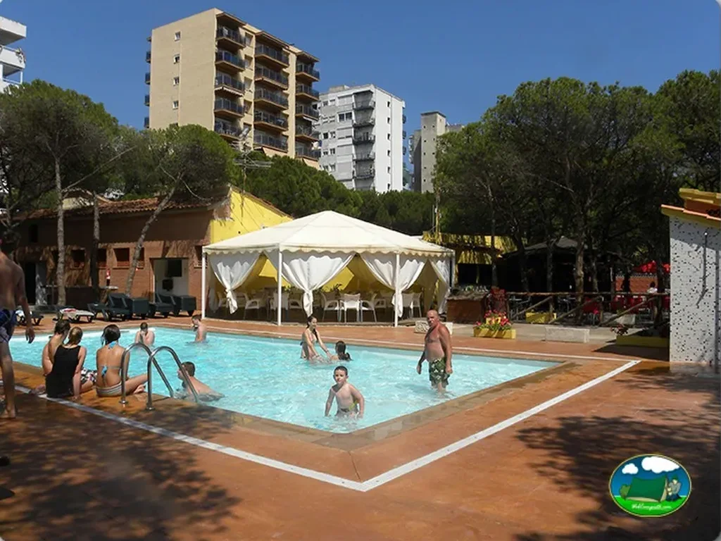 Camping S`Abanell en Blanes, Girona, Girona - imagen 3