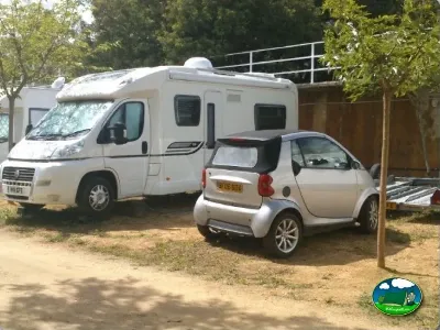Mobil-home en parcela del Camping Lloret Blau, Lloret de Mar (Girona)