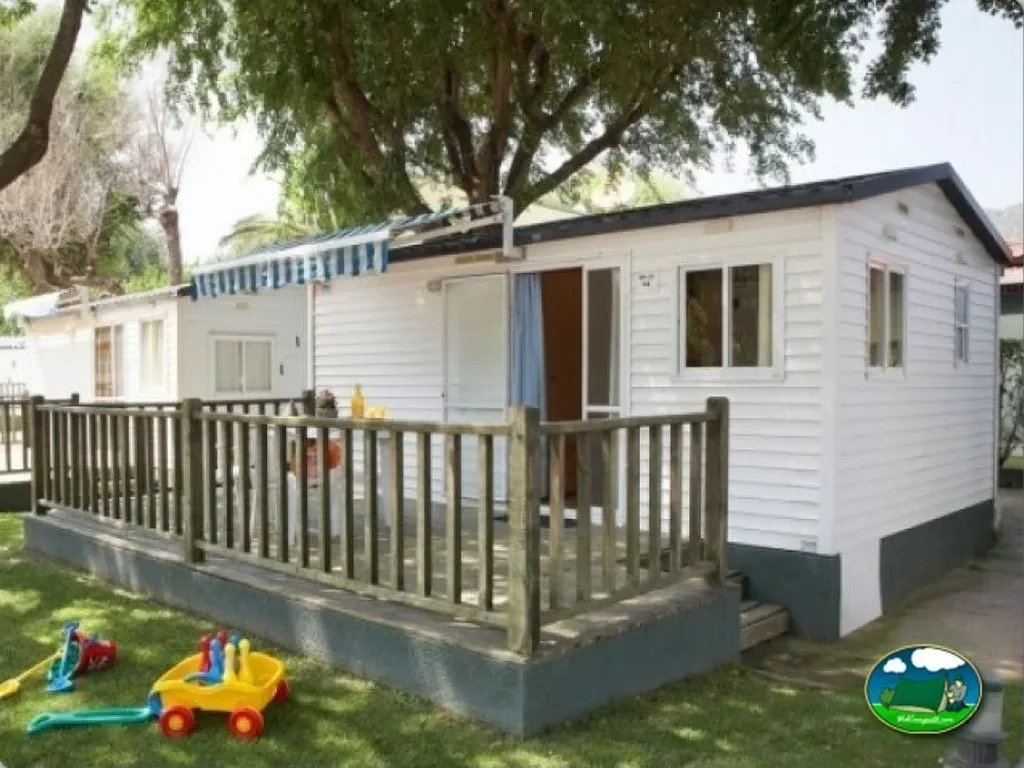 Mobil-home con terraza y parque infantil del Camping El Delfín Verde Platja d'Aro, Platja d'Aro (Girona)