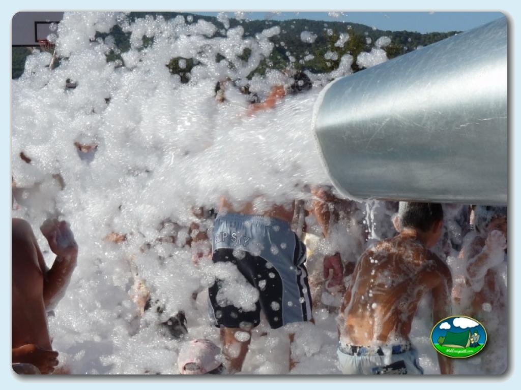 &nbsp;Animaci&oacute;n en Camping Eurocamping, Girona, España