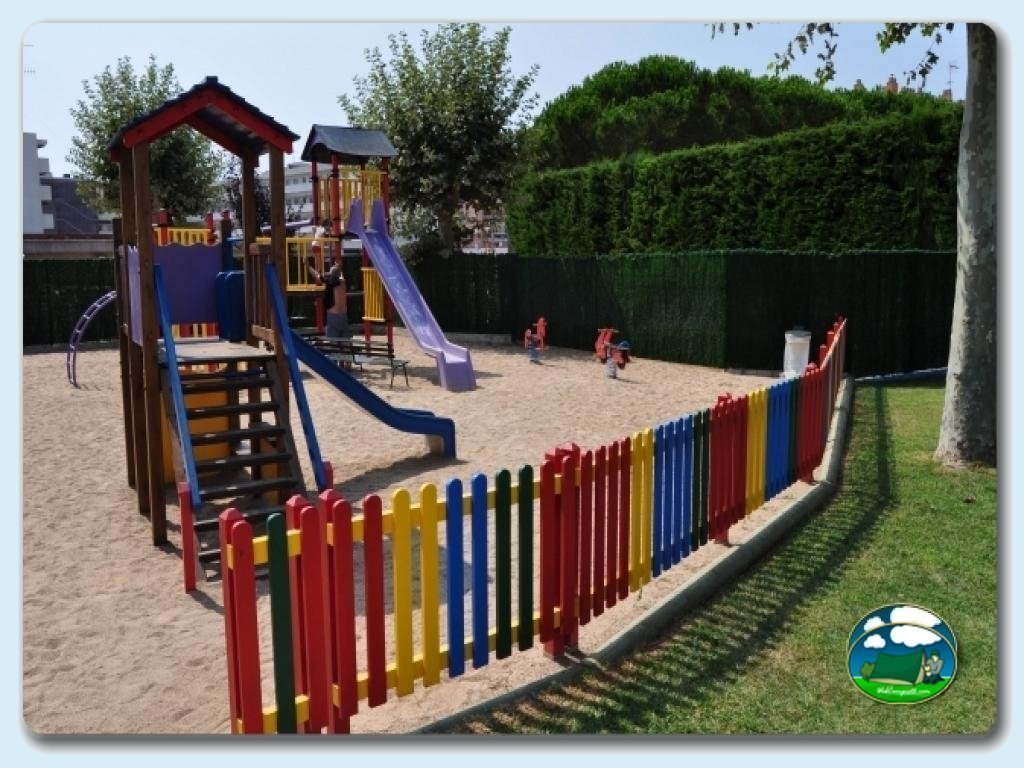 Parque Infantil en Camping Eurocamping, Girona, España