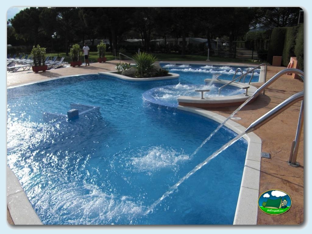 Piscinas en Camping Eurocamping, Girona, España