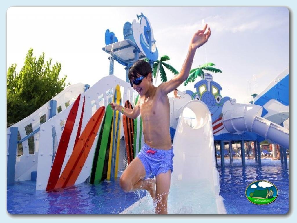 Piscinas en Camping Eurocamping, Girona, España