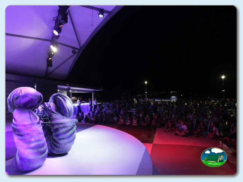 &nbsp;Animaci&oacute;n en Camping Eurocamping, Girona, España