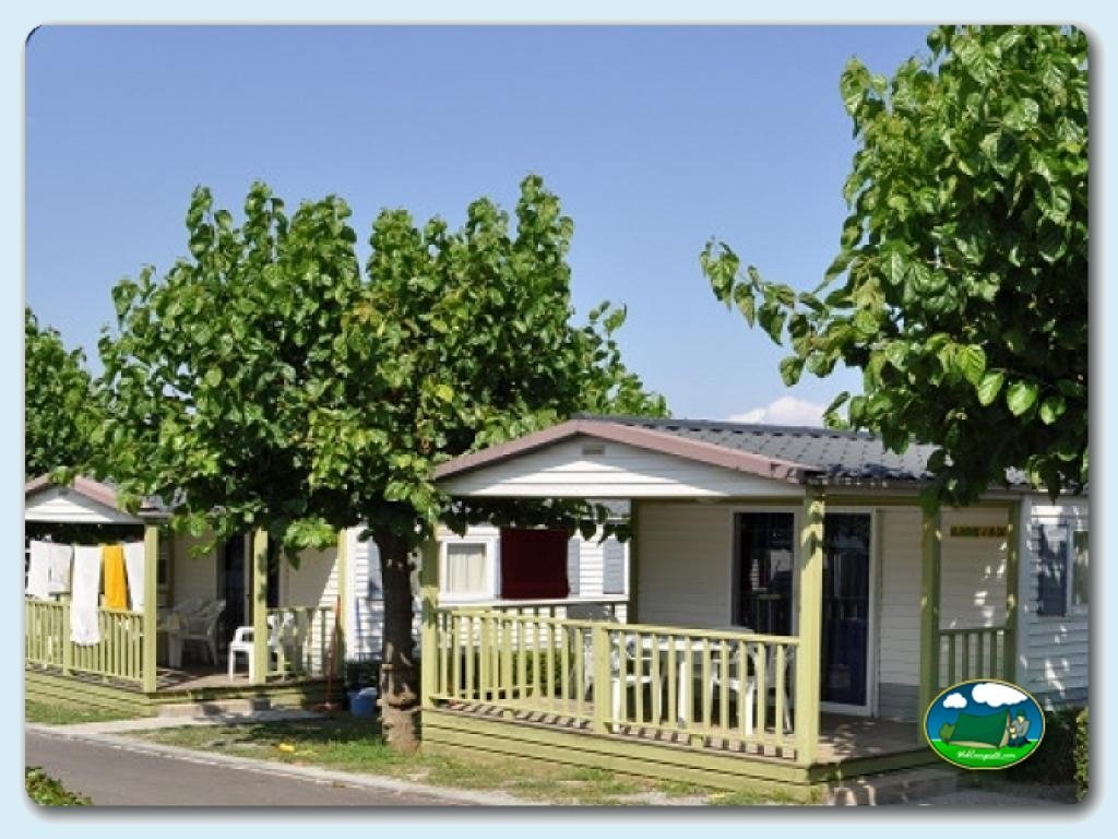 Mobil-homes Mediterrani 4P en Camping Mas Patoxas, Girona, España