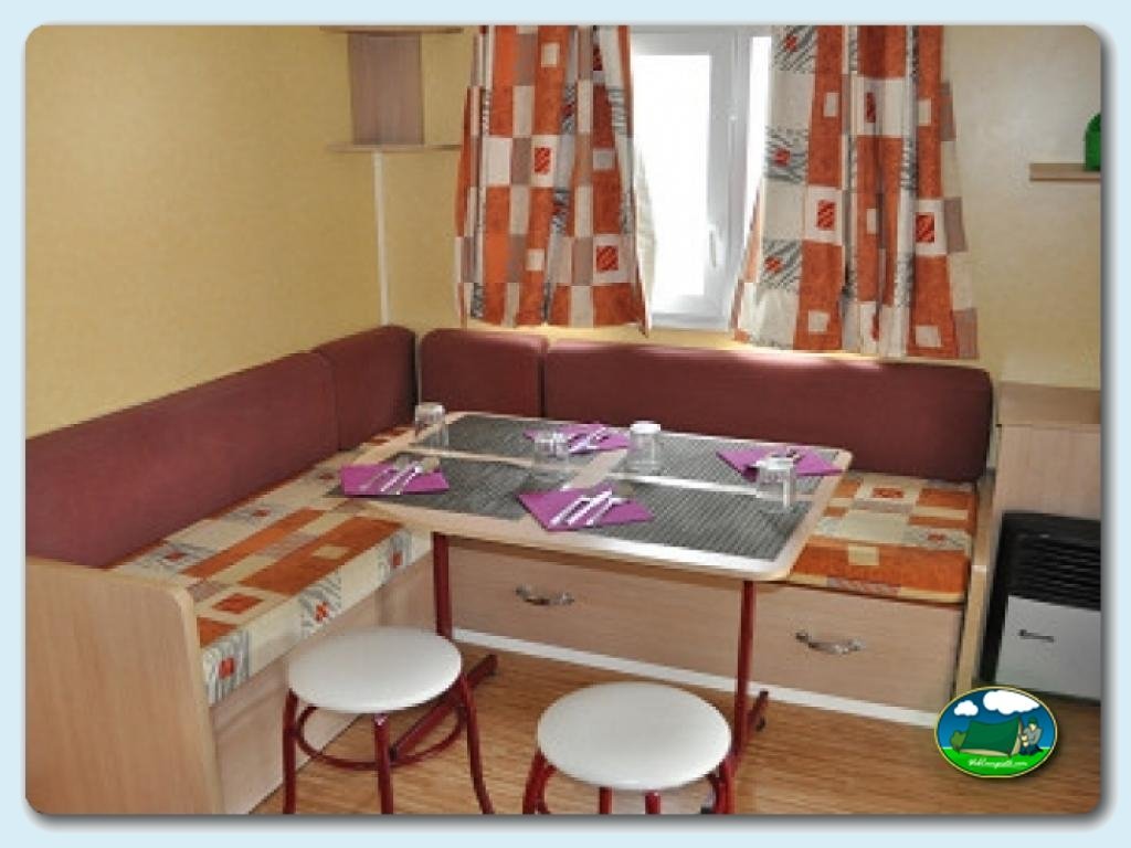 Mobil-homes Mediterrani 4P en Camping Mas Patoxas, Girona, España