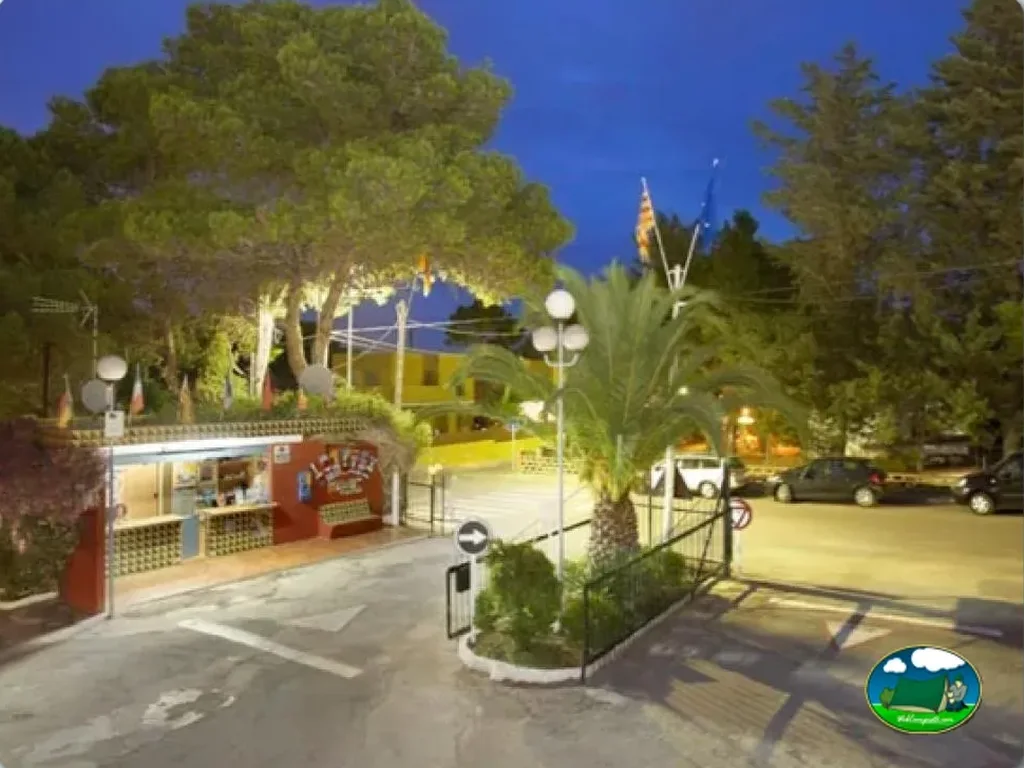 Camping Riells en L'Escala (Girona), Girona